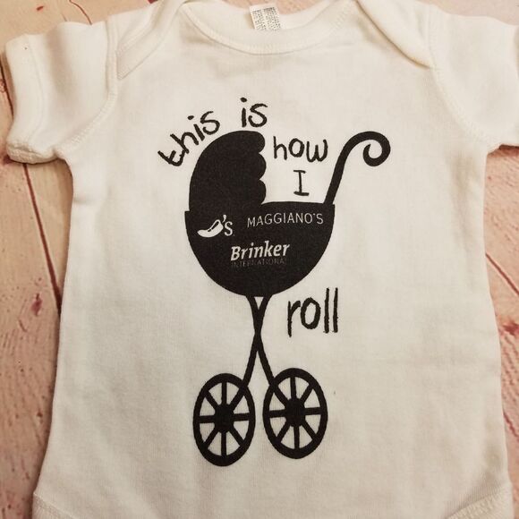 Chili's Restaurant onsie 6 months - Picture 2 of 2